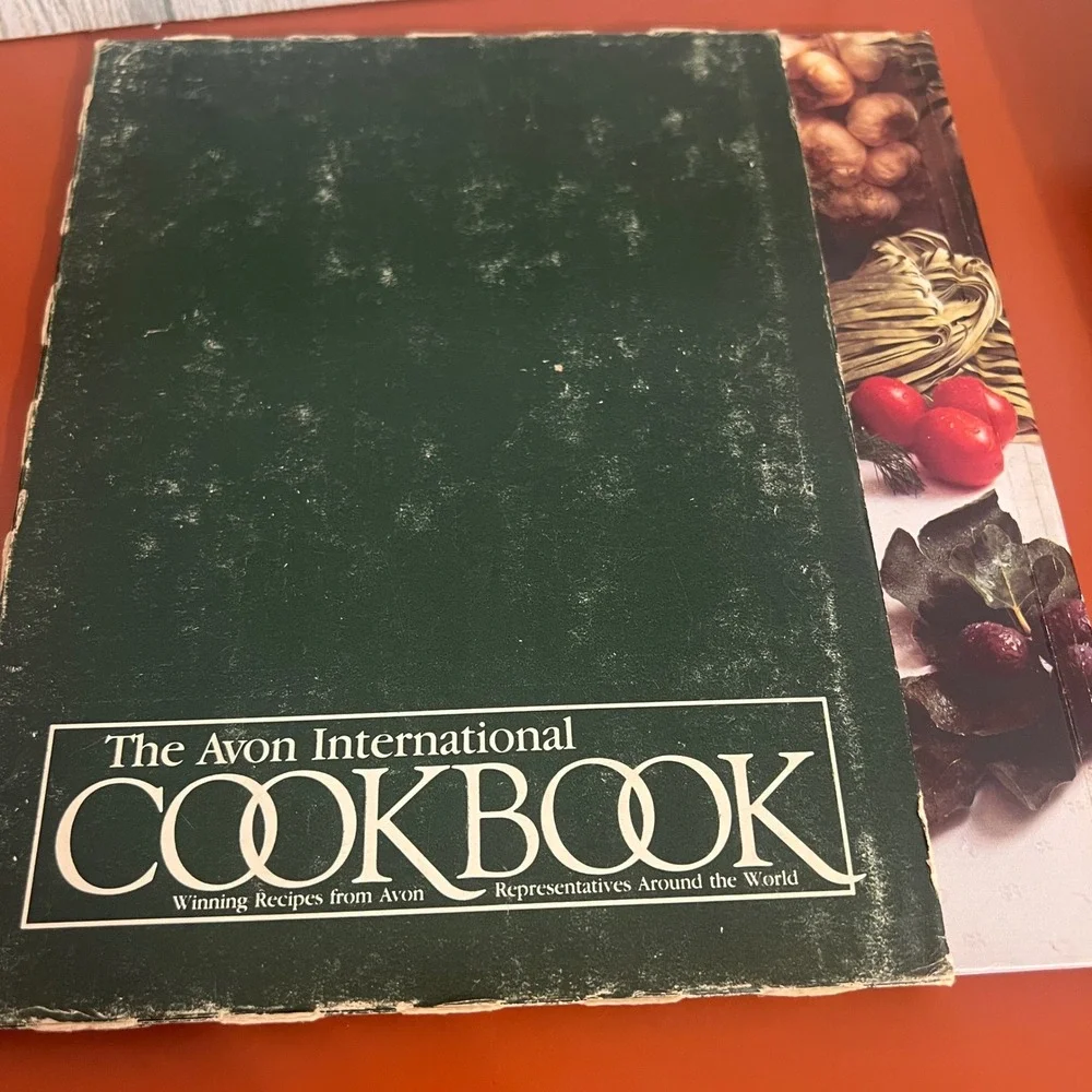 The Avon International Cookbook 1983 Better Homes and Gardens Recipes Vintage